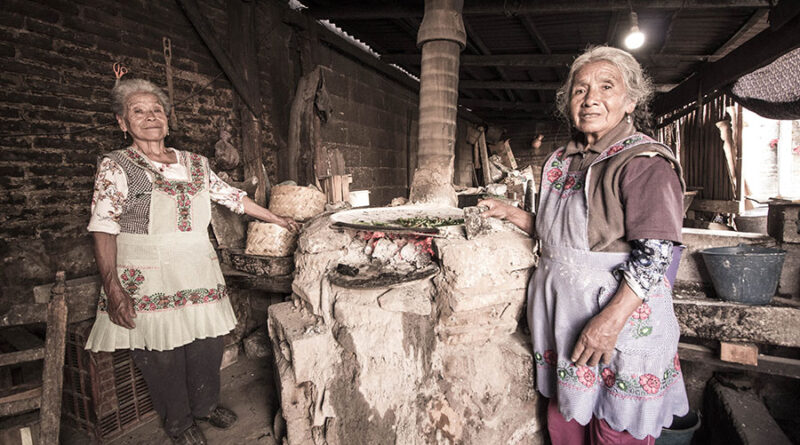 “ELLAS CURAN” RESISTENCIA CULTURAL
